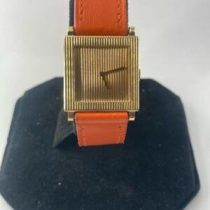 Montre Boucheron - carrée vintage - or 18k - années 70